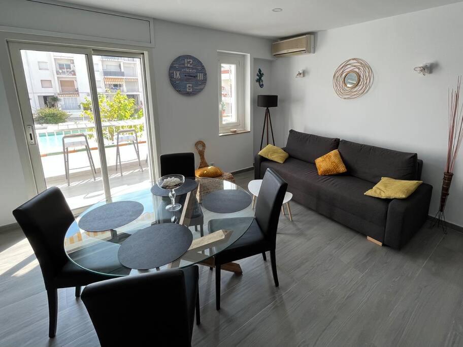 Le Canola Empuriabrava Port - 45M2 - Vue Piscine - Plage Centrale 500M- Parking Prive Gratuit Bagian luar foto